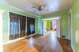 11849 S Wentworth Ave, Chicago, IL 60628 - Photo 4
