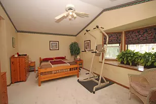 1377 E Evergreen Dr, Palatine, IL 60074 - Photo 6