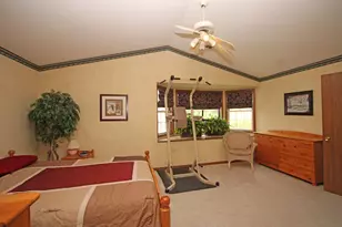1377 E Evergreen Dr, Palatine, IL 60074 - Photo 8