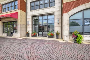 10 E Burlington St, Riverside, IL 60546 - Photo 1