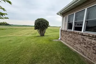 2503 Katey Ct, Sterling, IL 61081 - Photo 16