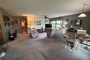 2503 Katey Ct, Sterling, IL 61081 - Photo 4