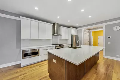 8101 Floral Avenue, Skokie, IL 60077 - Photo 6