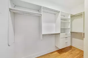 8101 Floral Ave, Skokie, IL 60077 - Photo 18