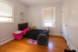5568 W 96th St, Oak Lawn, IL 60453 - Photo 10