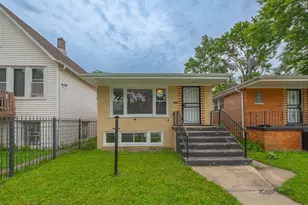 11955 S Prairie Ave, Chicago, IL 60628 - Photo 1
