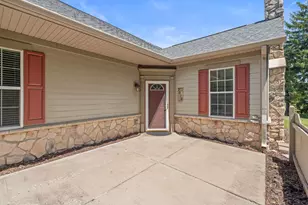 2036 Olmstead Dr, Woodstock, IL 60098 - Photo 2
