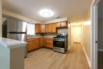 1018 S 11th Avenue #G, Maywood, IL 60153 - Photo 6
