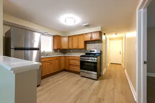1018 S 11th Ave, Maywood, IL 60153 - Photo 6
