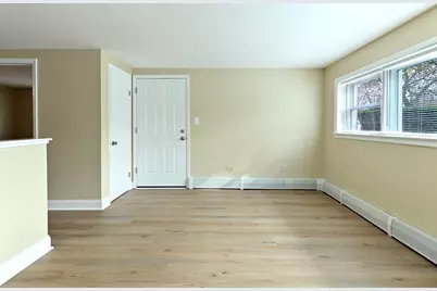 1018 S 11th Avenue #G, Maywood, IL 60153 - Photo 2