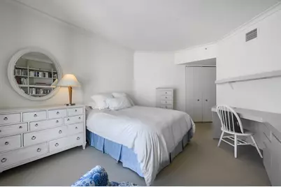 950 N Michigan Avenue #4005, Chicago, IL 60611 - Photo 24