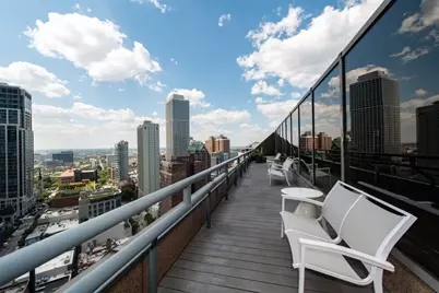 950 N Michigan Avenue #4005, Chicago, IL 60611 - Photo 32