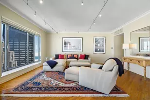 950 N Michigan Ave, Chicago, IL 60611 - Photo 10