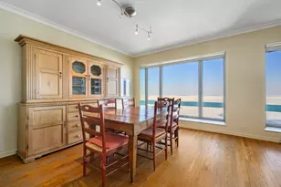 950 N Michigan Ave, Chicago, IL 60611 - Photo 14