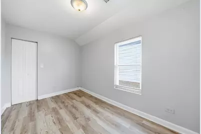 8632 S Sangamon Street, Chicago, IL 60620 - Photo 12