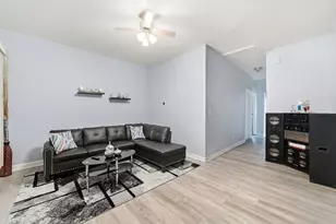 8632 S Sangamon St, Chicago, IL 60620 - Photo 4