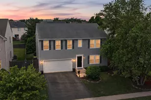 1196 Port Royal Rd, Pingree Grove, IL 60140 - Photo 1