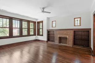 4925 N Kentucky Ave, Chicago, IL 60630 - Photo 2