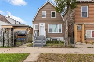 3823 W Wabansia Ave, Chicago, IL 60647 - Photo 1