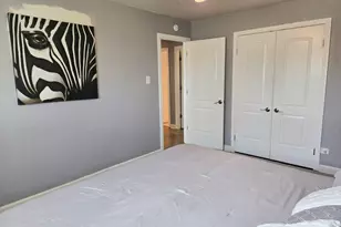 980 W Grant Dr, Des Plaines, IL 60016 - Photo 18