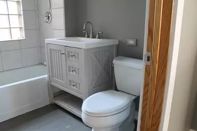 2227 W Belmont Avenue, Chicago, IL 60618 - Photo 6