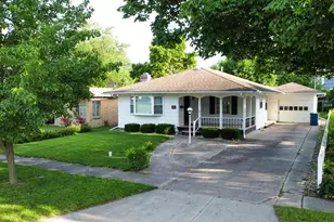 546 E Mulberry St, Watseka, IL 60970 - Photo 2