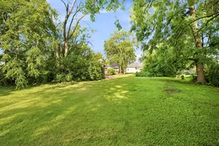1916 Rowell Ave, Joliet, IL 60433 - Photo 36