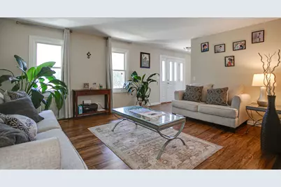 1636 Green River Drive, Schaumburg, IL 60194 - Photo 4