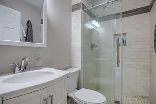 1636 Green River Dr, Schaumburg, IL 60194 - Photo 16
