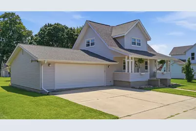 107 S 5th Avenue, Forreston, IL 61030 - Photo 2