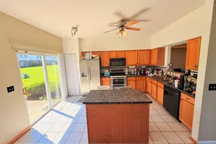 911 Berry Path Trail, Matteson, IL 60443 - Photo 12