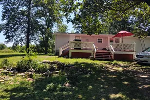 200 Caraway Ln, Orangeville, IL 62939 - Photo 4