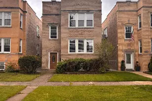 5642 N Bernard St, Chicago, IL 60659 - Photo 1