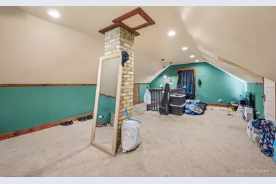 325 Putnam Avenue, Woodstock, IL 60098 - Photo 14
