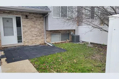 441 Park Ridge Lane #G, Aurora, IL 60504 - Photo 1