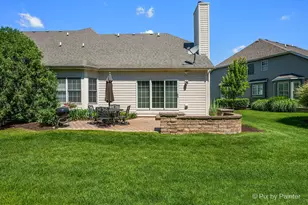 2697 Nicole Cir, Aurora, IL 60502 - Photo 40
