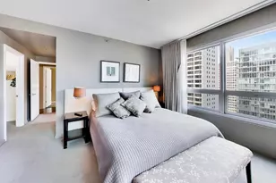 160 E Illinois St, Chicago, IL 60611 - Photo 12