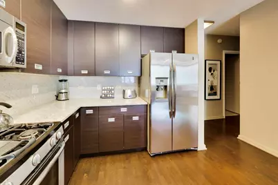 160 E Illinois Street #2106, Chicago, IL 60611 - Photo 10