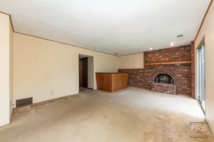 446 Galahad Rd, Bolingbrook, IL 60440 - Photo 8