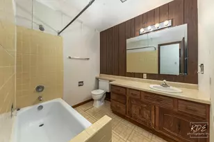 446 Galahad Rd, Bolingbrook, IL 60440 - Photo 16