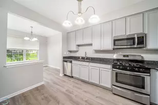 2926 Gypsum Cir, Naperville, IL 60564 - Photo 10