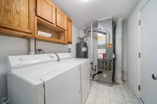 2926 Gypsum Cir, Naperville, IL 60564 - Photo 18