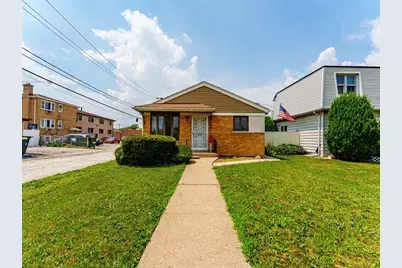 7852 Neenah Avenue, Burbank, IL 60459 - Photo 1