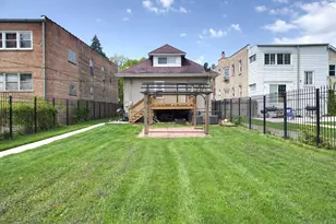 10215 S Charles St, Chicago, IL 60643 - Photo 8