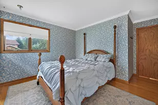 304 E Irving Park Rd, Roselle, IL 60172 - Photo 24