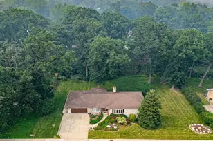 304 E Irving Park Rd, Roselle, IL 60172 - Photo 48