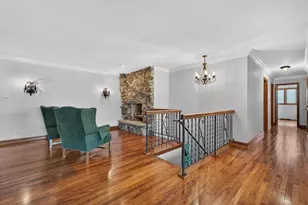 304 E Irving Park Rd, Roselle, IL 60172 - Photo 10