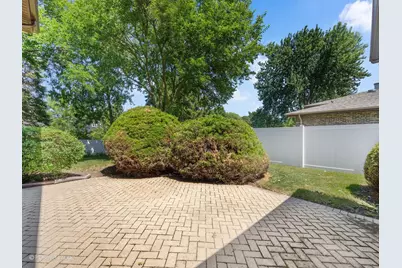 1642 Clemens Road, Darien, IL 60561 - Photo 24