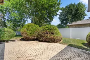 1642 Clemens Rd, Darien, IL 60561 - Photo 24