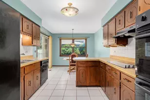 1642 Clemens Rd, Darien, IL 60561 - Photo 10